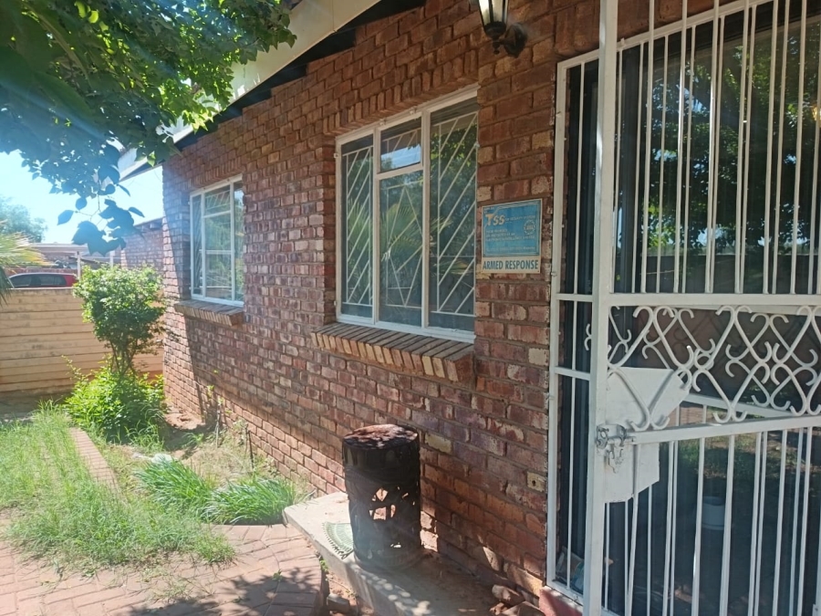2 Bedroom Property for Sale in South Ridge Northern Cape